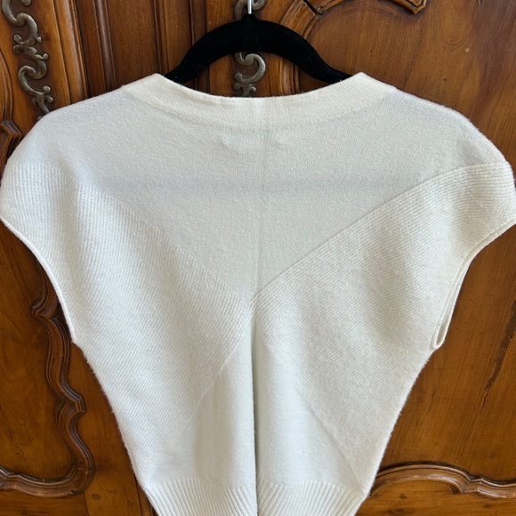 Club Monaco Ivory Sleeveless Crew Neck Sweater with Geometric Knit - L - Picture 10 of 10